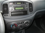 Hyundai Accent L 2009 photo 5