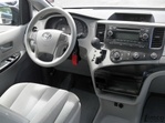 Toyota Sienna  2011 photo 8