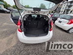 Nissan VERSA  2016 photo 5